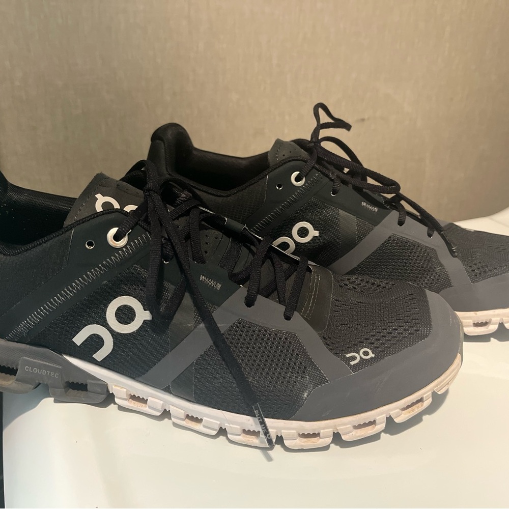 On Running Black Athletic Shoes with CloudTec Sole